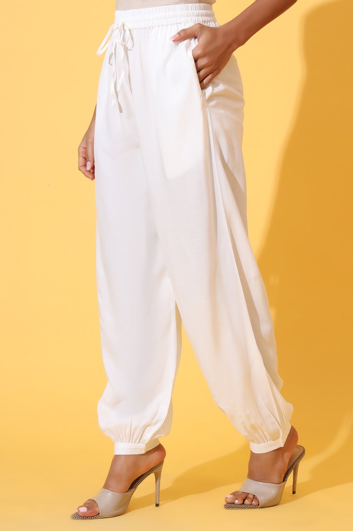 Elleven Women's White Solid Ankle Length Rayon Harem Pants