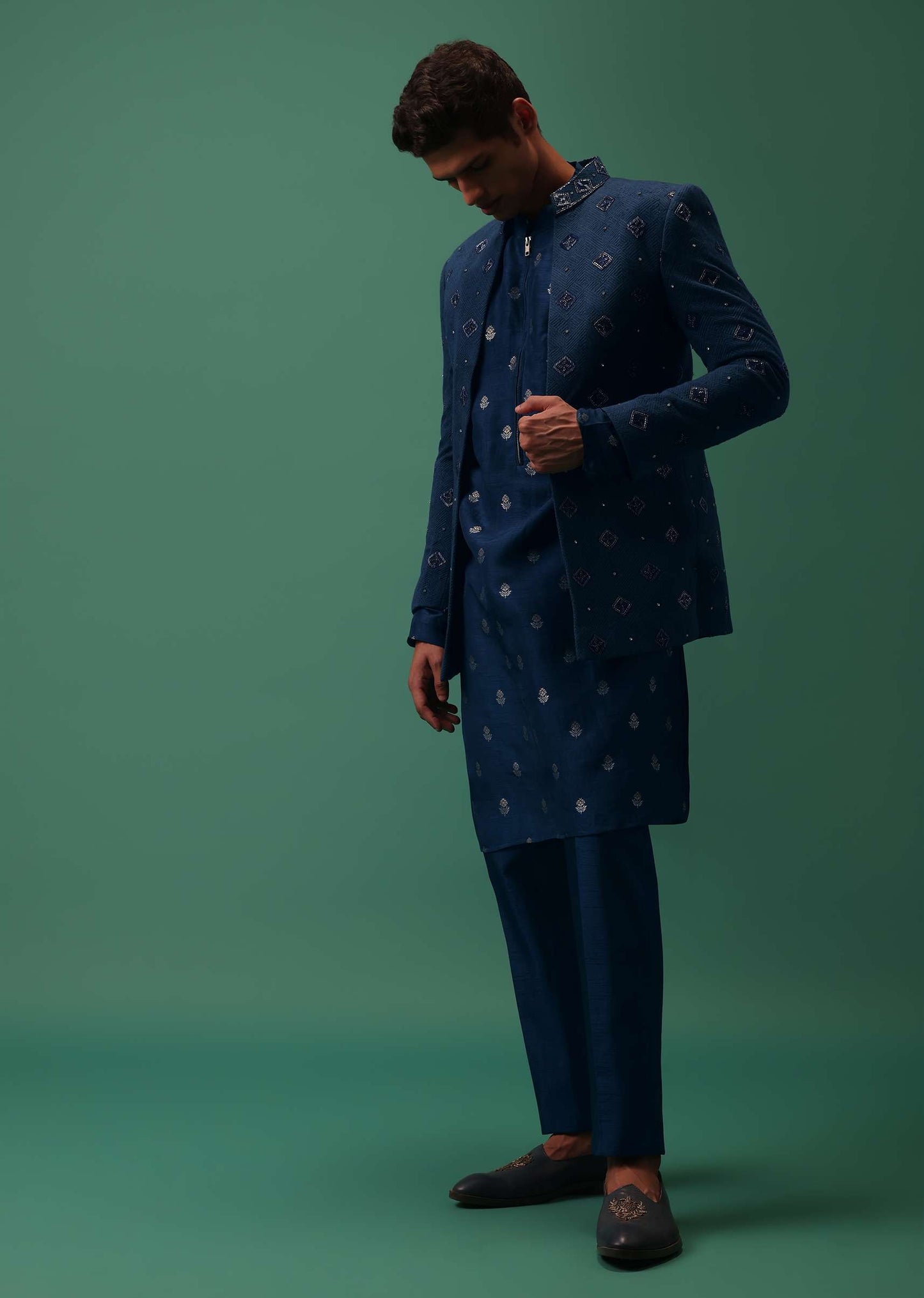 Midnight Blue Hand Embroidered Jodhpuri Set With Buta Brocade Kurta And Fusing Pants