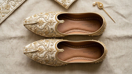 Mens Cream Embroidered Mojari