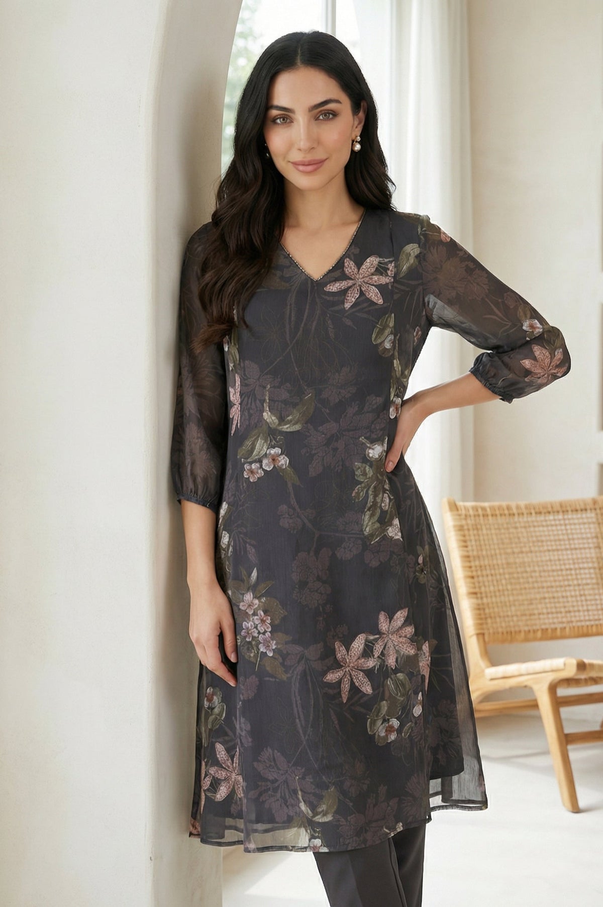 Black Floral Printed Chiffon Straight Kurta