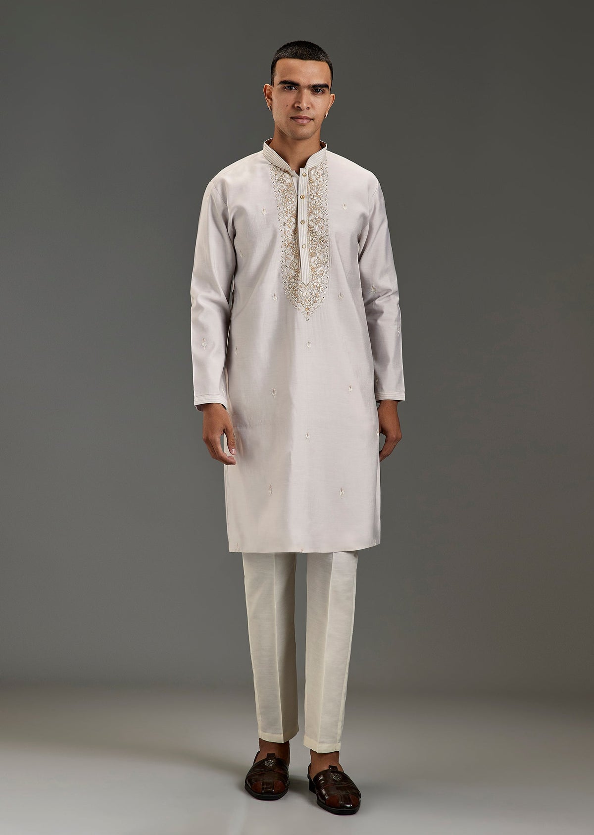 Ivory Silk Kurta Set With Zardosi Butti Embroidered Yoke
