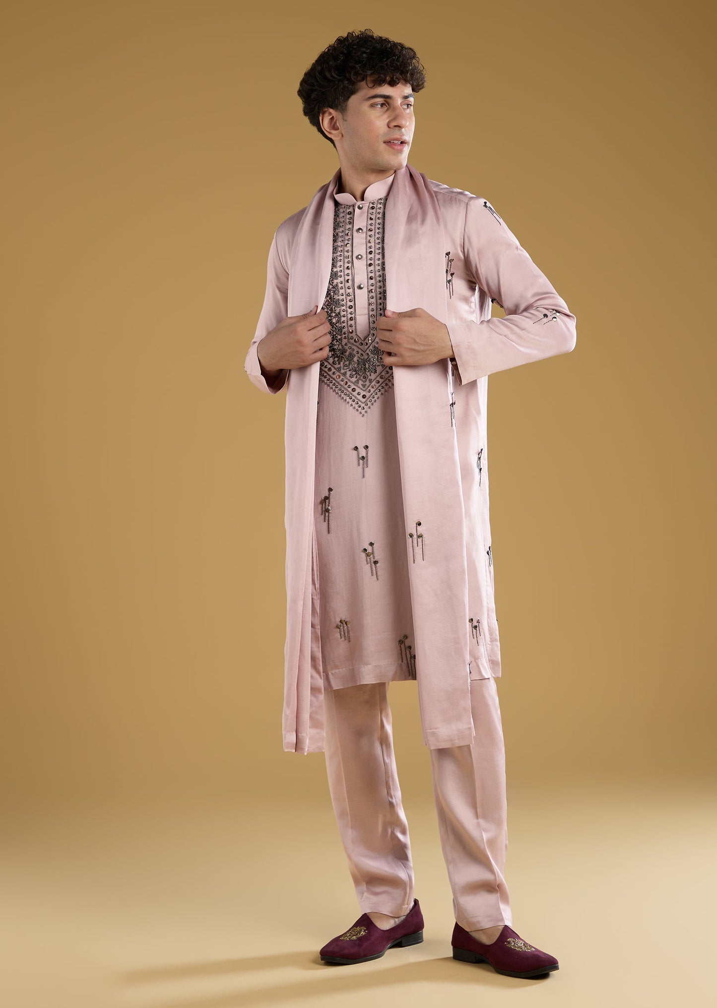 Pink Kurta Set With Thread Metal And Beads Detail